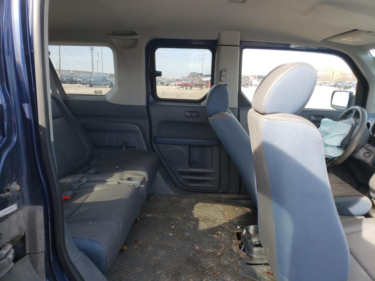 Photo 6 from auction – 2003 HONDA ELEMENT DX with VIN 5J6YH18263L014571