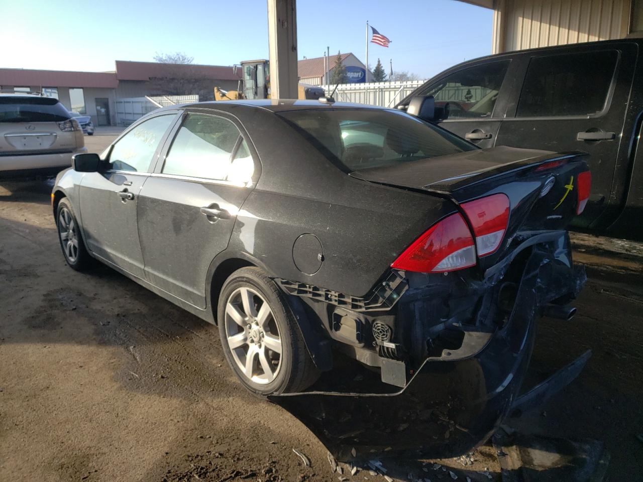 Photo 3 from auction – 2011 MERCURY MILAN PREM with VIN 3MEHM0JG1BR602121