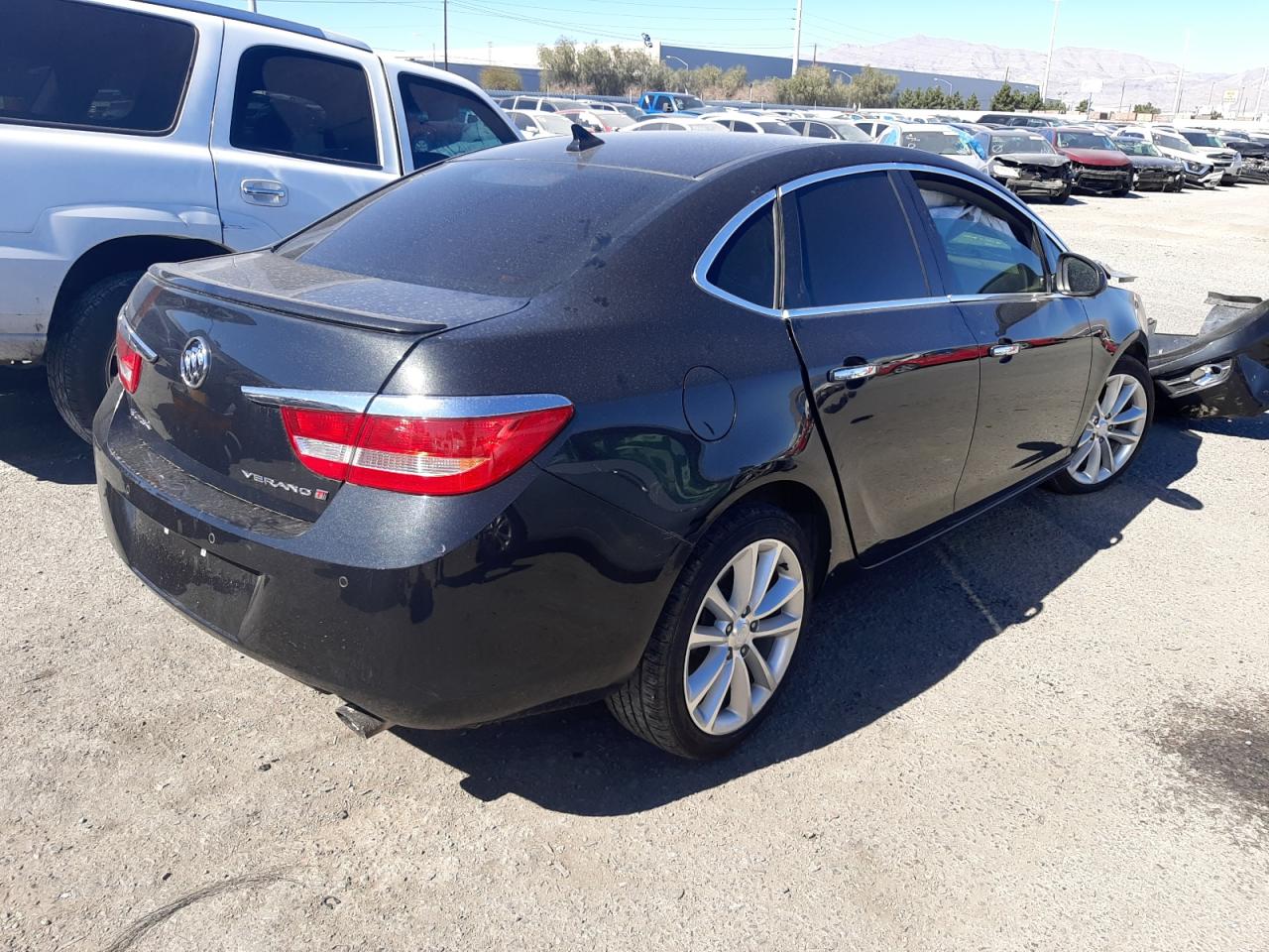 Photo 4 from auction – 2014 BUICK VERANO PRE with VIN 1G4PT5SV8E4172963