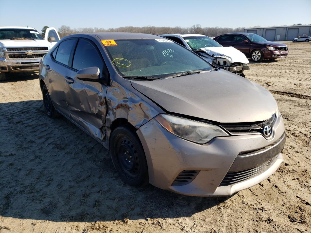 TOYOTA COROLLA L 2015 with VIN 2T1BURHE0FC475602 - Photo from auction