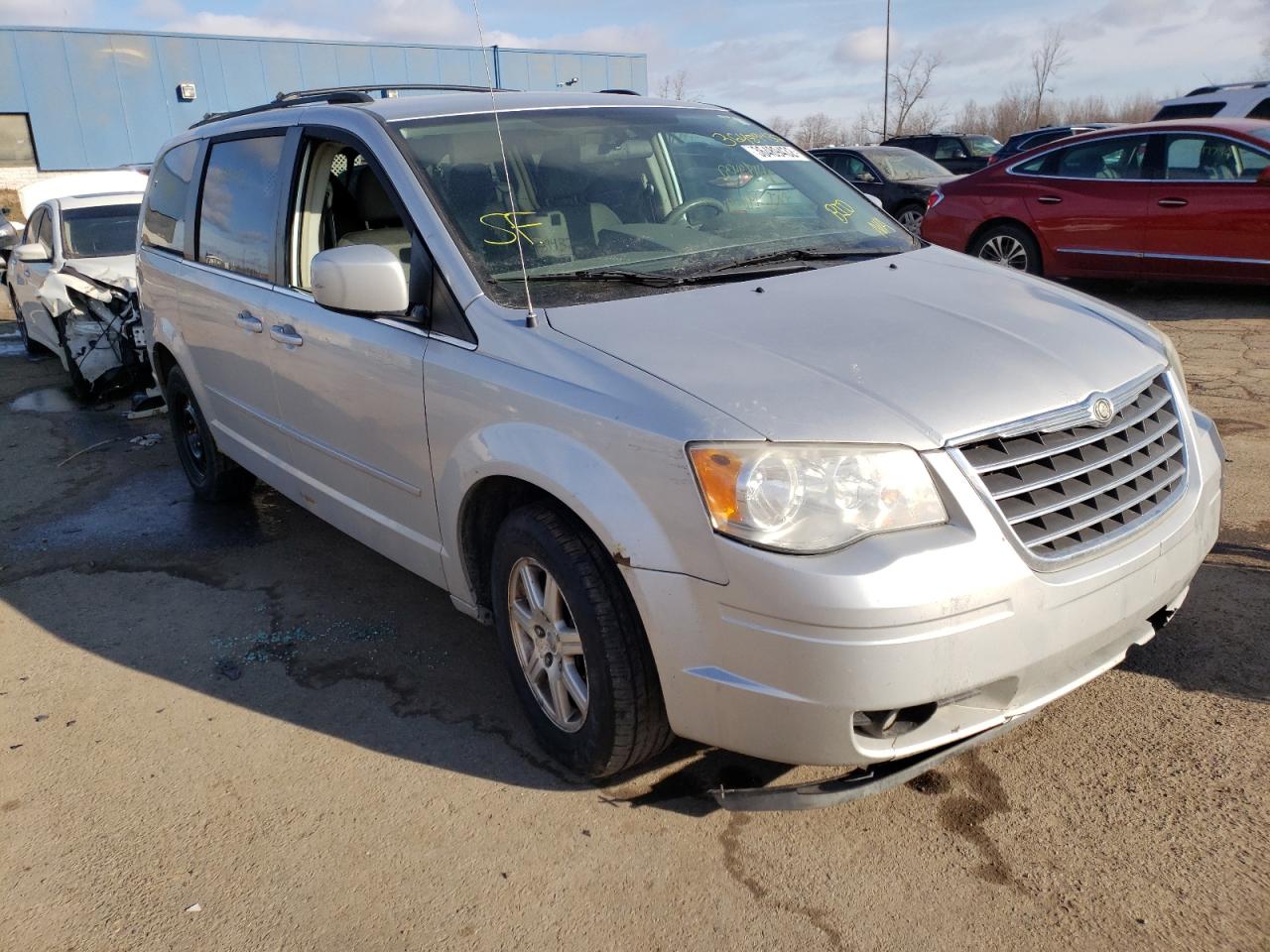 Photo 1 from auction – 2008 CHRYSLER TOWN & COU with VIN 2A8HR54P58R767804