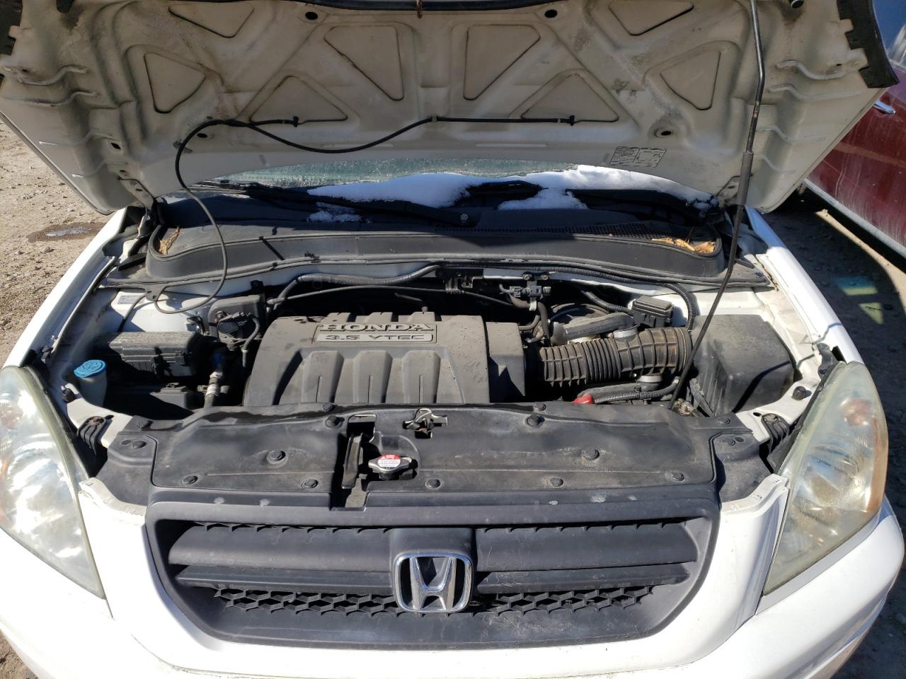 Photo 7 from auction – 2005 HONDA PILOT EXL with VIN 2HKYF185X5H555801