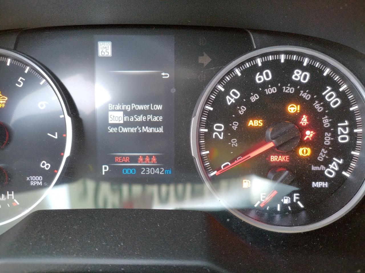Photo 8 from auction – 2021 TOYOTA RAV4 LE with VIN 2T3H1RFV4MW106590