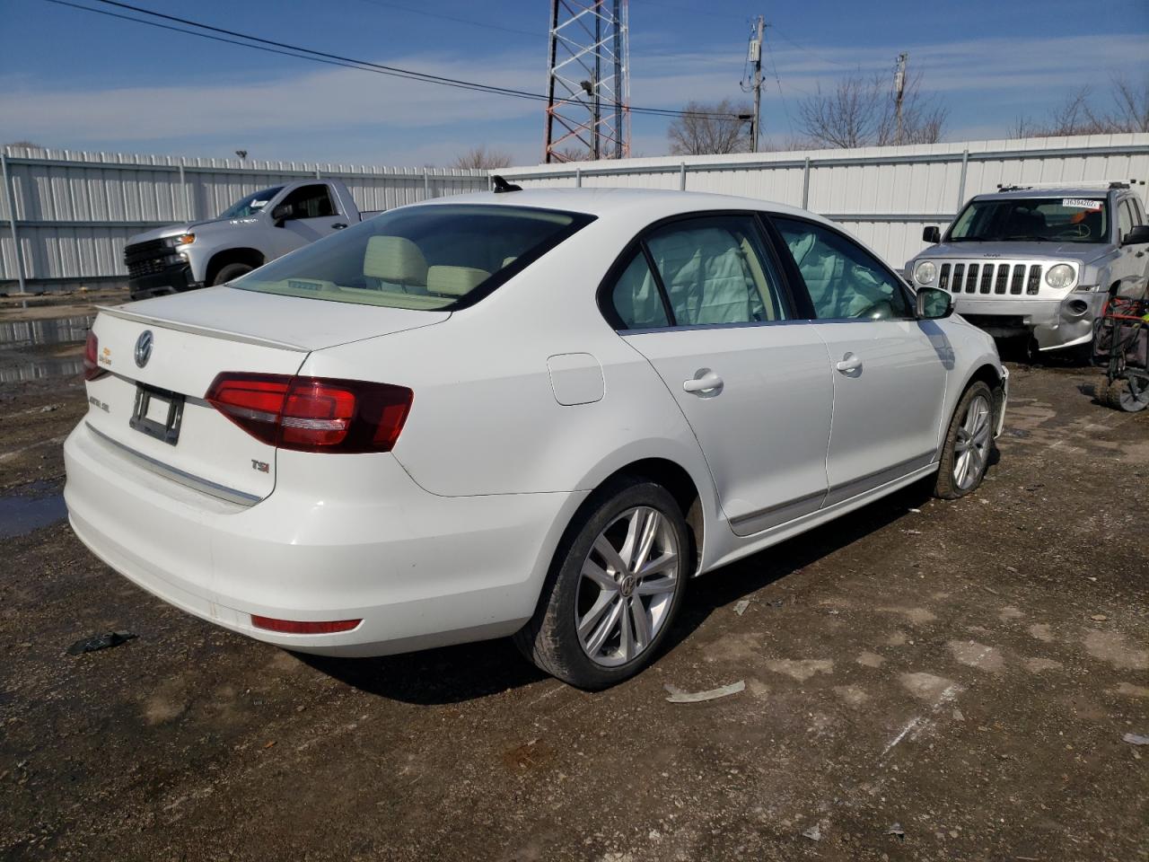 Photo 4 from auction – 2017 VOLKSWAGEN JETTA SEL with VIN 3VWL17AJ6HM214359