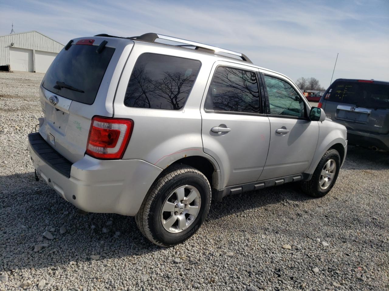 Photo 4 from auction – 2012 FORD ESCAPE LIM with VIN 1FMCU0E77CKA74124