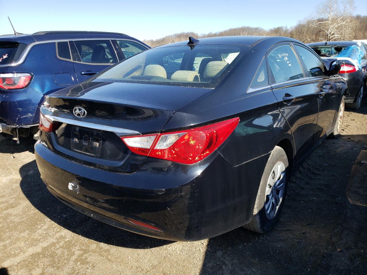 Photo 4 from auction – 2012 HYUNDAI SONATA GLS with VIN 5NPEB4AC8CH364190