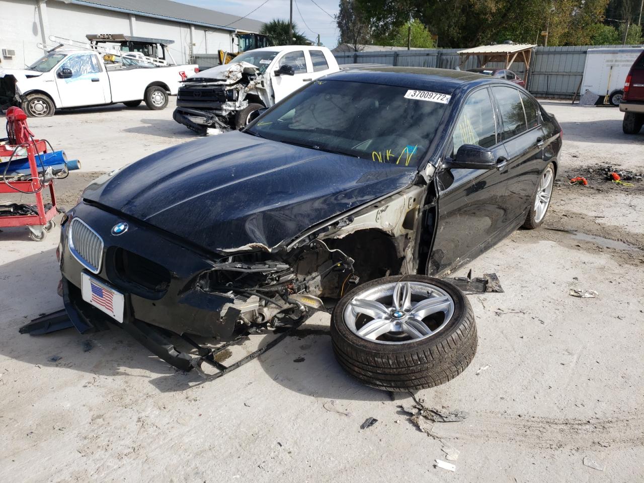 Photo 2 from auction – 2013 BMW 550 I with VIN WBAFR9C56DDX80593
