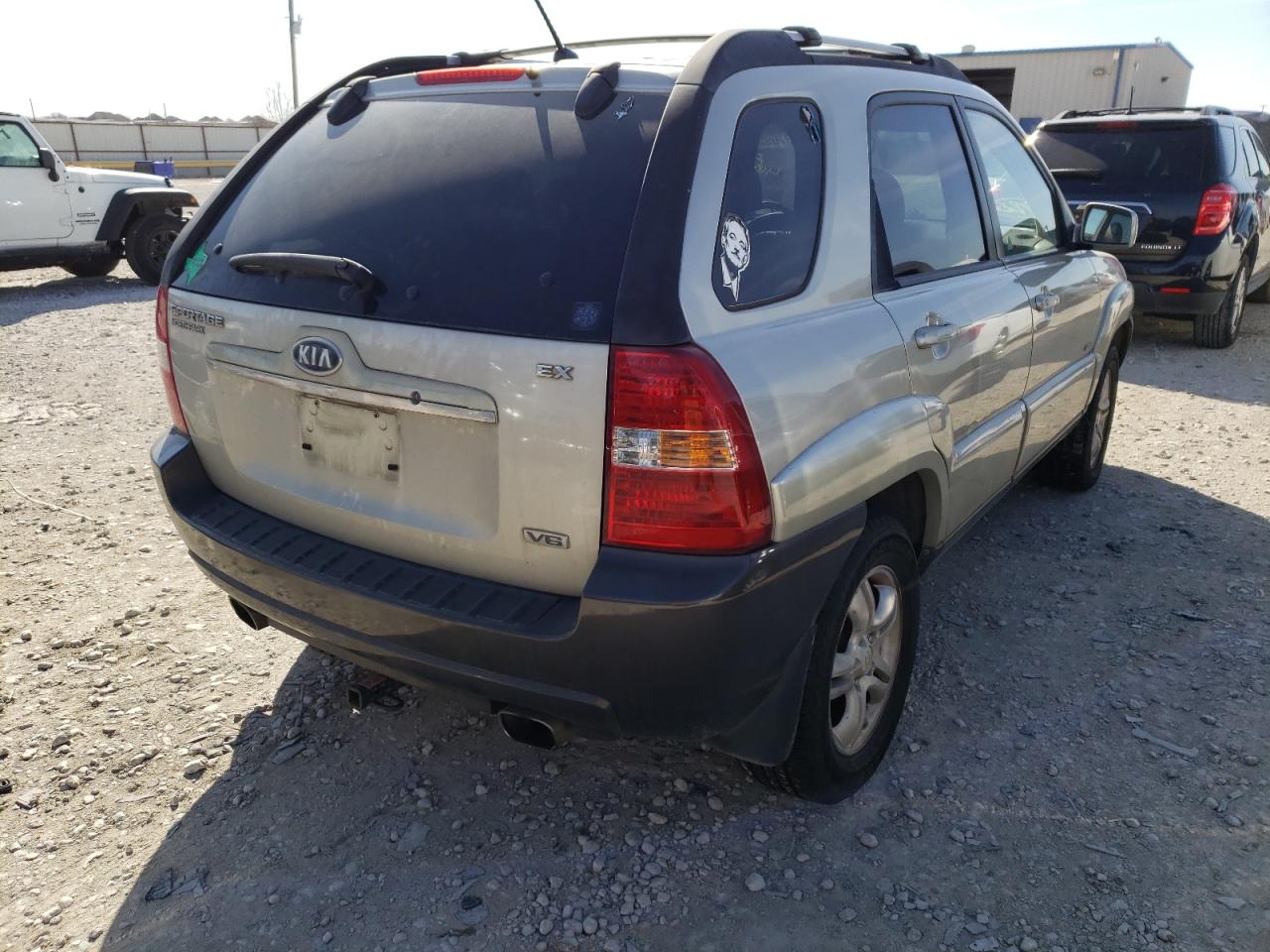 Photo 4 from auction – 2007 KIA SPORTAGE E with VIN KNDJE723377400948