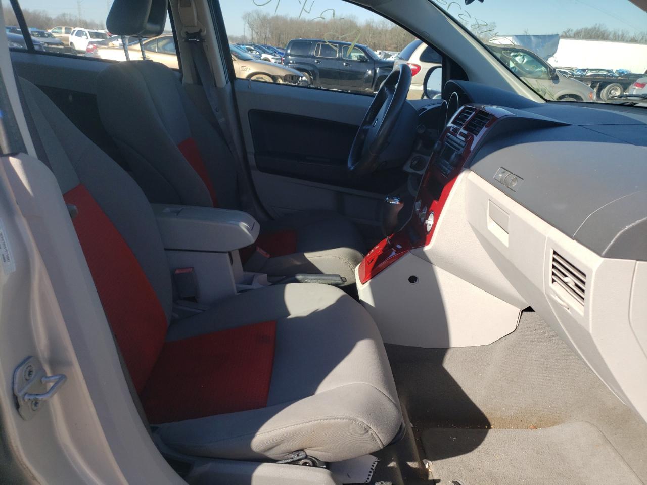 Photo 5 from auction – 2007 DODGE CALIBER R/ with VIN 1B3HE78K87D110043