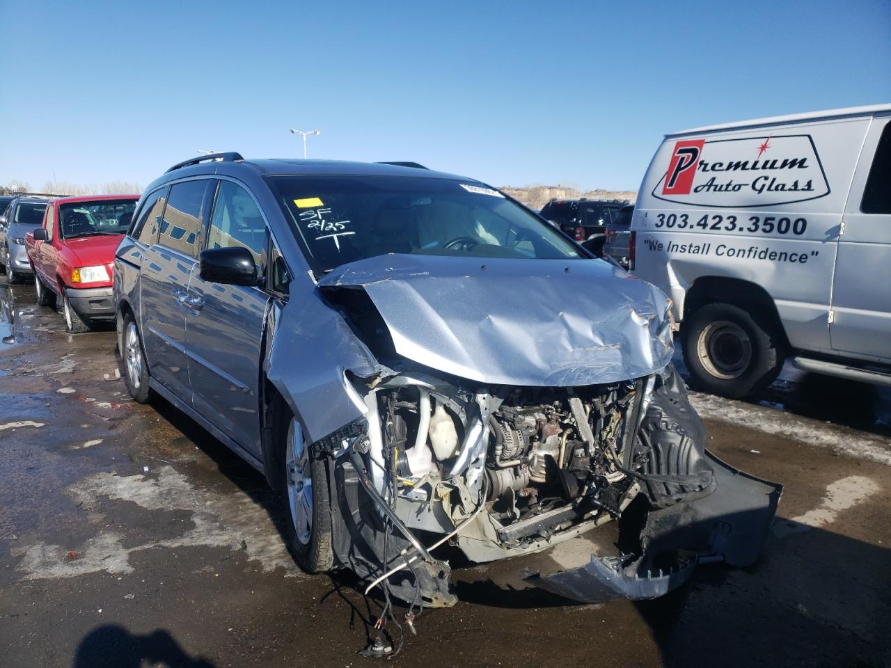 HONDA ODYSSEY TO 2011 with VIN 5FNRL5H93BB085645 - Photo from auction
