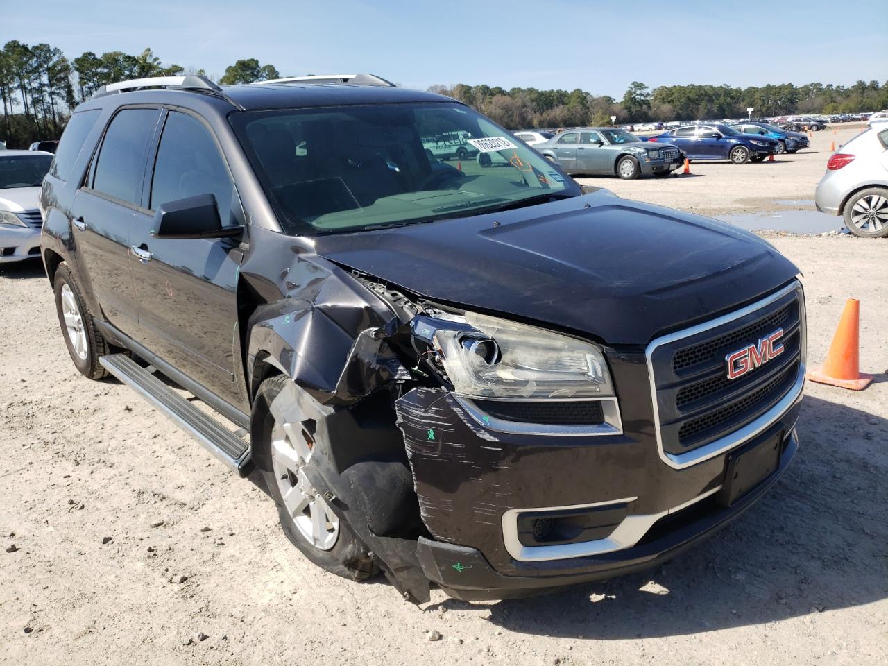 GMC ACADIA SLE 2014 with VIN 1GKKRNEDXEJ223255 - Photo from auction