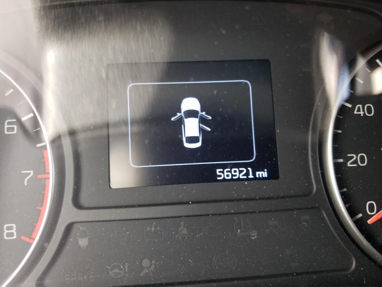 Photo 8 from auction – 2018 KIA OPTIMA EX with VIN 5XXGU4L33JG260859