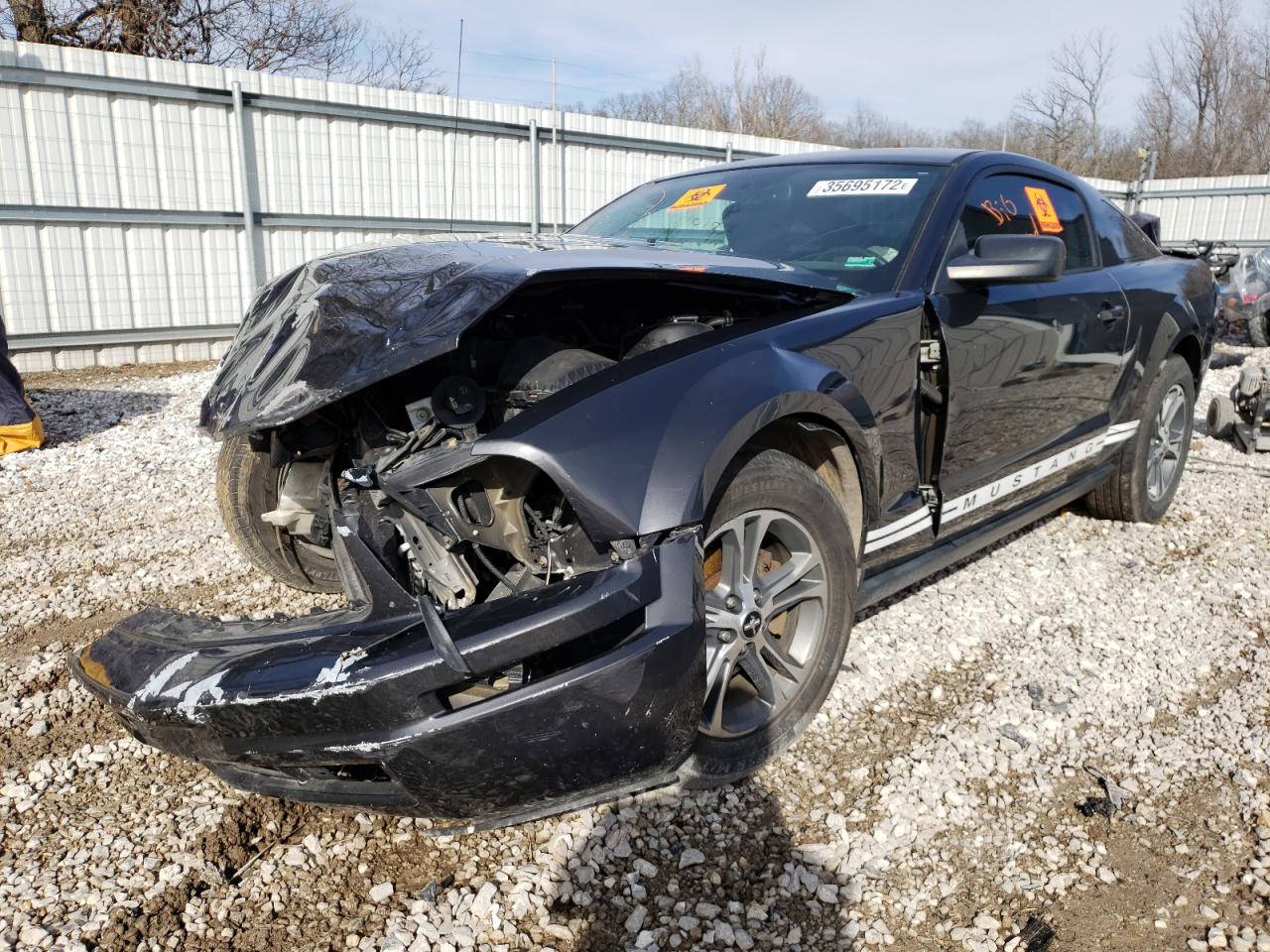 Photo 2 from auction – 2007 FORD MUSTANG with VIN 1ZVFT80N075223709