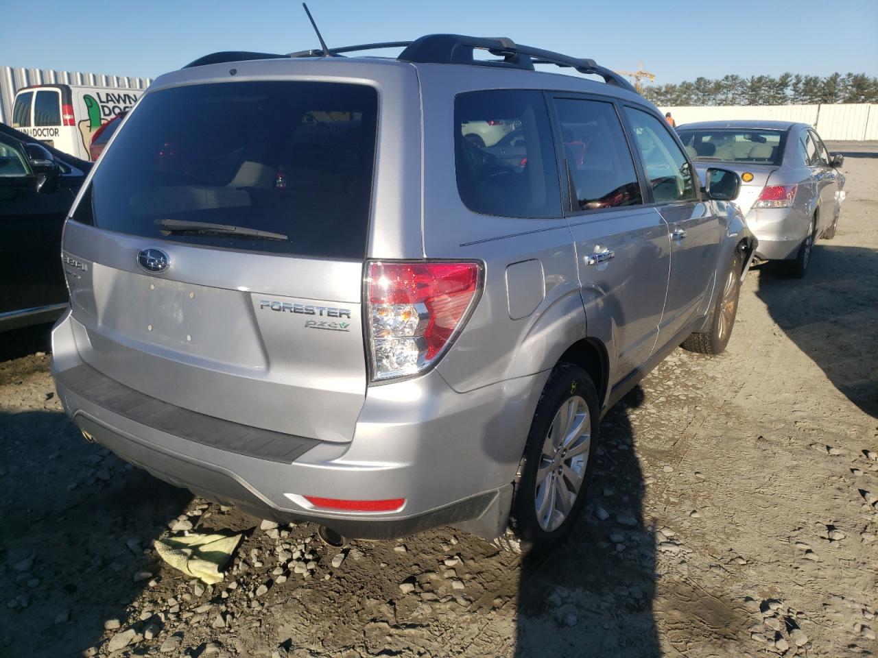 Photo 4 from auction – 2013 SUBARU FORESTER 2 with VIN JF2SHADCXDH412821