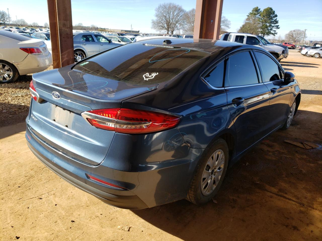 Photo 4 from auction – 2019 FORD FUSION S with VIN 3FA6P0G78KR247056