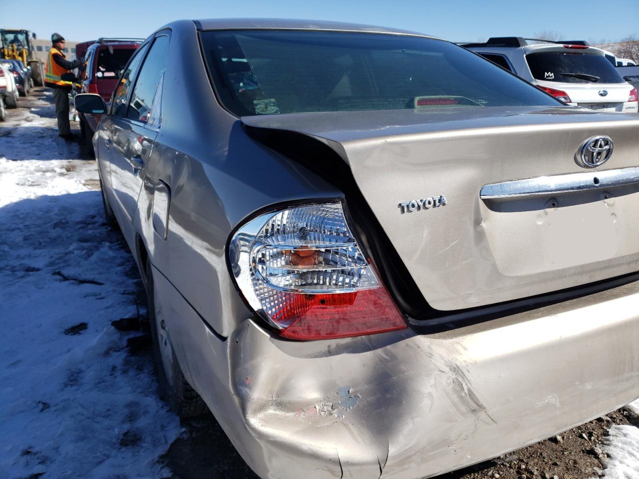 Photo 9 from auction – 2003 TOYOTA CAMRY LE with VIN 4T1BF32K43U058533