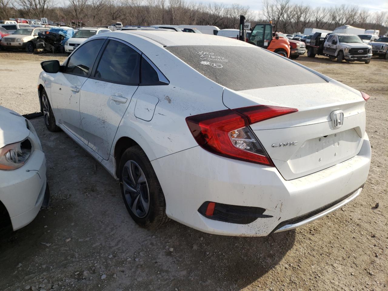 Photo 3 from auction – 2020 HONDA CIVIC LX with VIN 19XFC2F65LE004100
