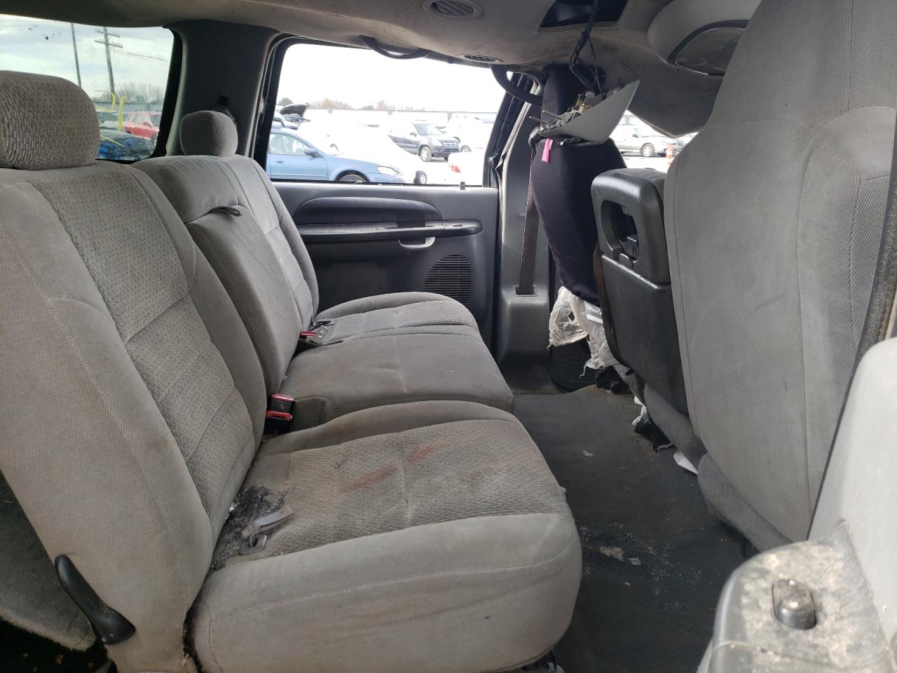 Photo 6 from auction – 2002 FORD EXCURSION with VIN 1FMNU41S52EC55200