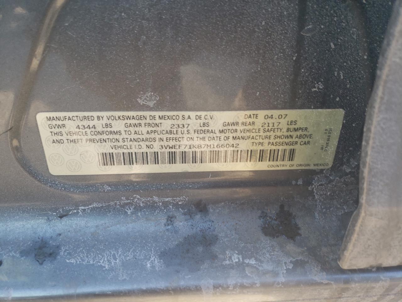 Photo 10 from auction – 2007 VOLKSWAGEN JETTA WOLF with VIN 3VWEF71K87M166042