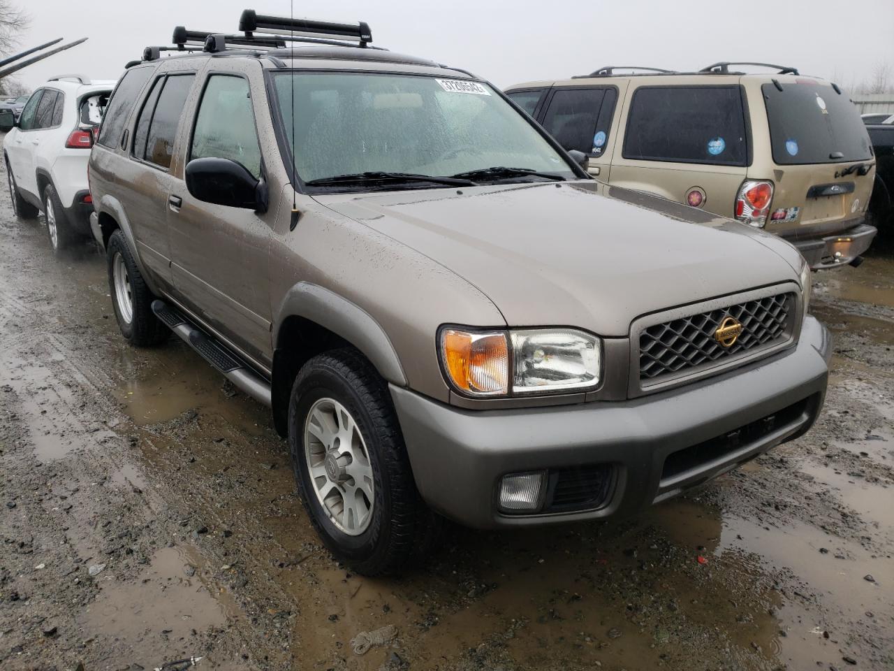 NISSAN PATHFINDER 2001 with VIN JN8DR07Y81W526561 - Photo from auction