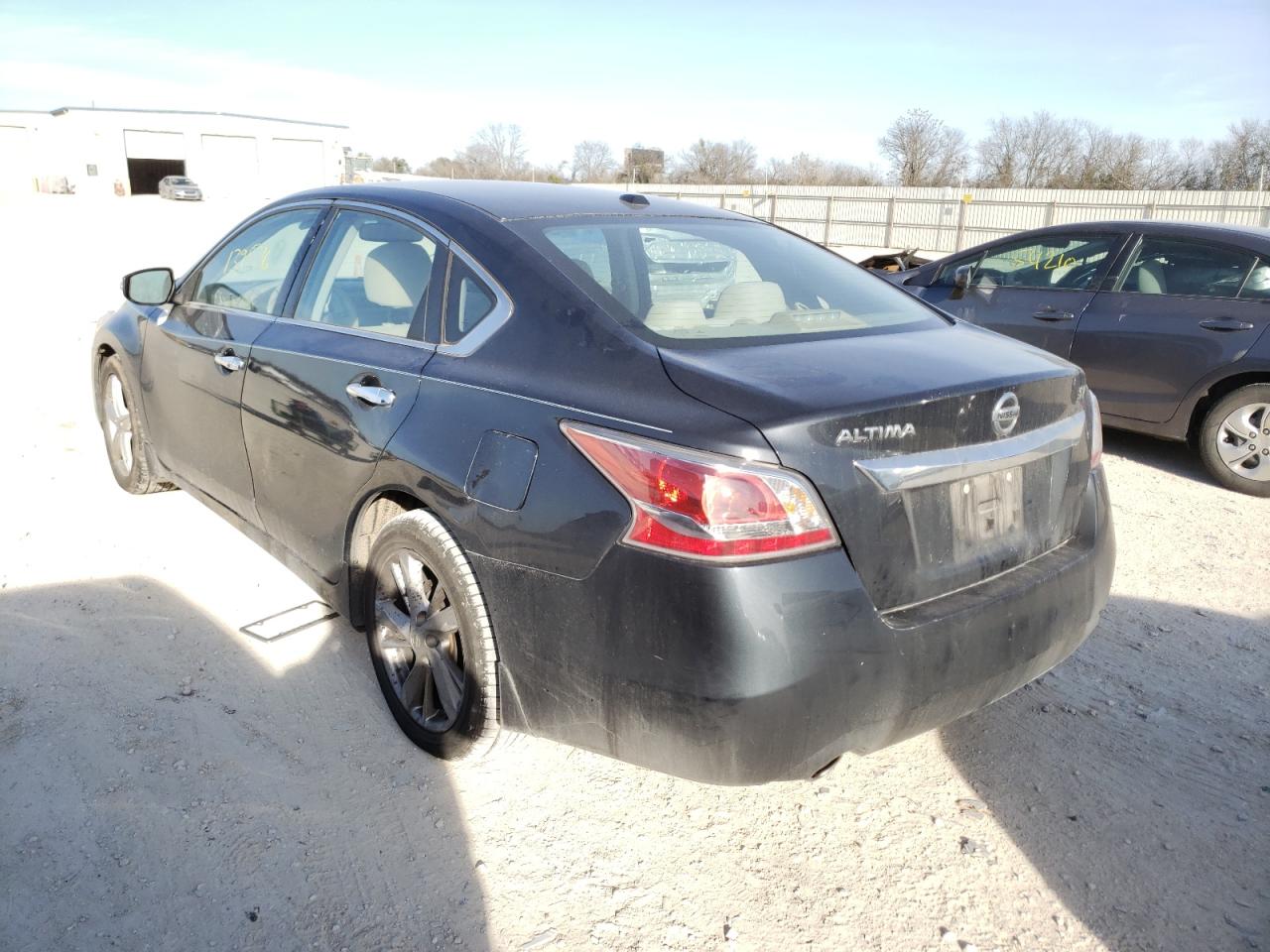Photo 3 from auction – 2015 NISSAN ALTIMA 2.5 with VIN 1N4AL3AP7FC230902