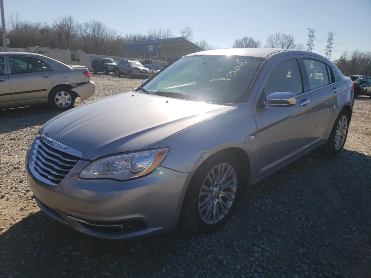 Photo 2 from auction – 2013 CHRYSLER 200 LIMITE with VIN 1C3CCBCG0DN629165