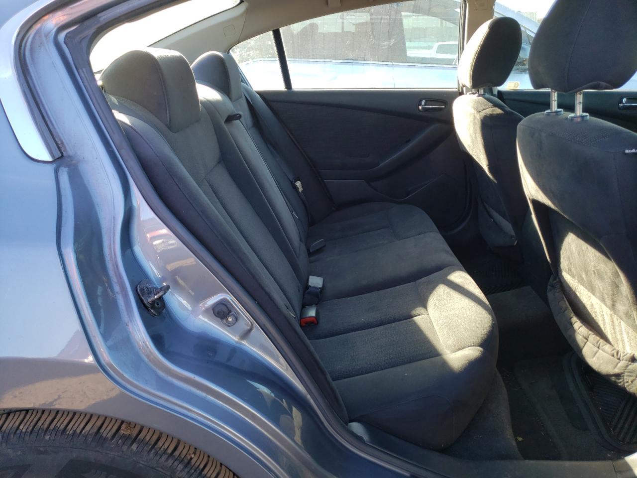 Photo 6 from auction – 2010 NISSAN ALTIMA HYB with VIN 1N4CL2AP8AC114281