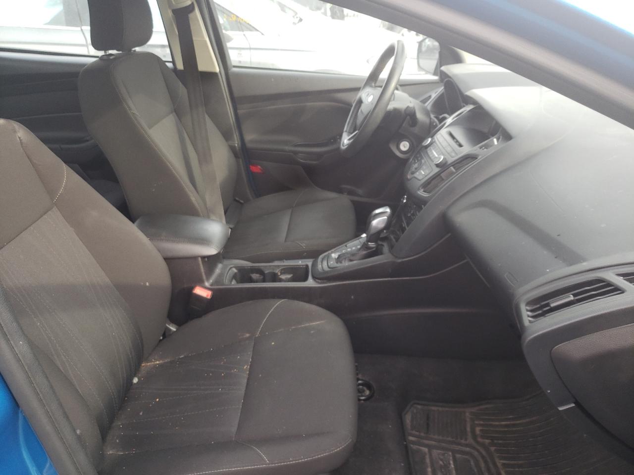 Photo 5 from auction – 2015 FORD FOCUS SE with VIN 1FADP3F27FL256026