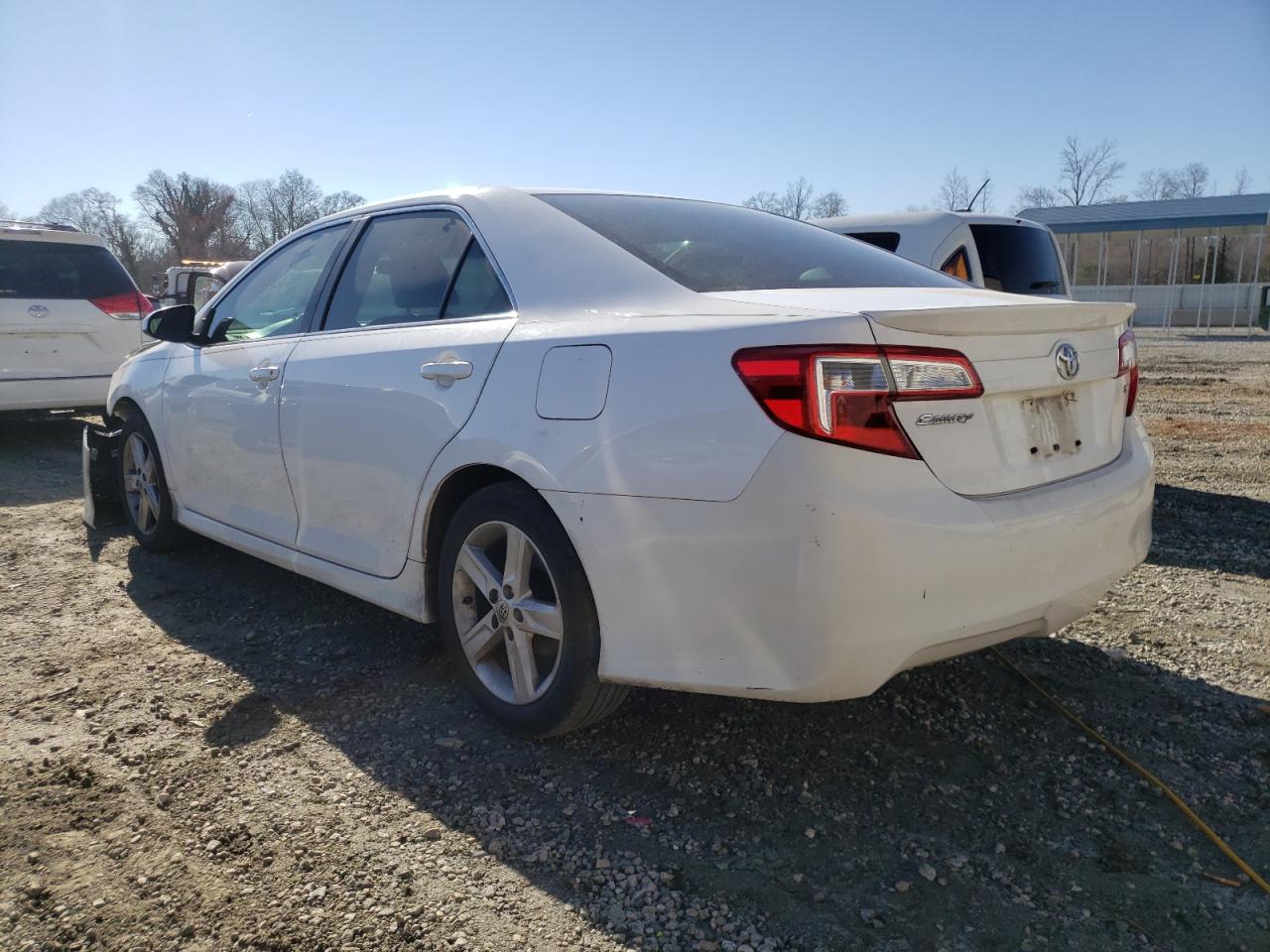 Photo 3 from auction – 2013 TOYOTA CAMRY L with VIN 4T1BF1FK5DU283432