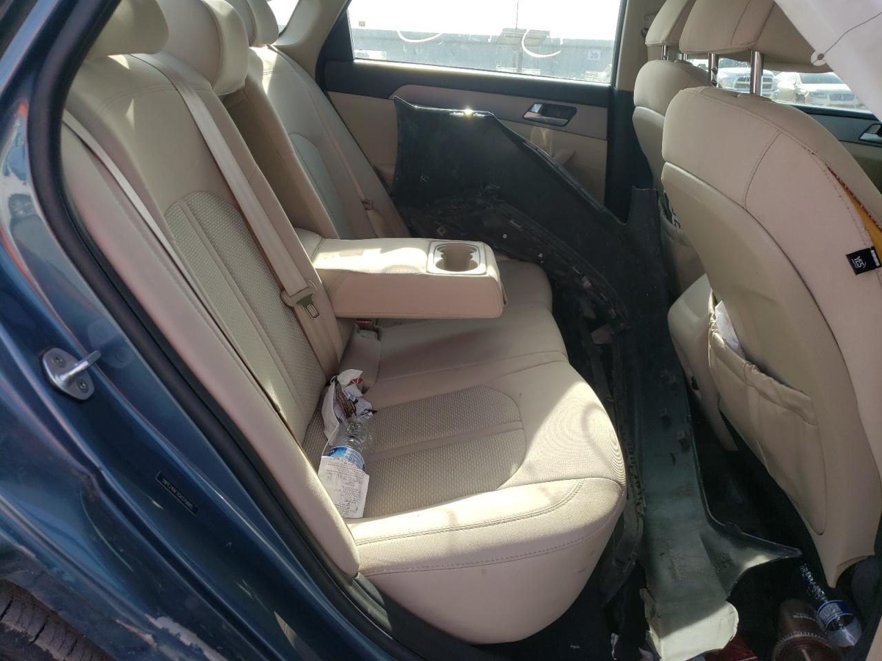 Photo 6 from auction – 2016 HYUNDAI SONATA SE with VIN 5NPE24AF7GH370885