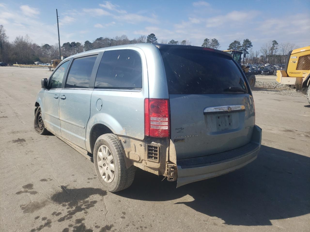 Photo 3 from auction – 2009 CHRYSLER TOWN & COU with VIN 2A8HR44E19R529023