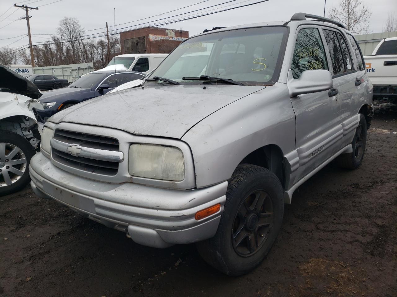 Photo 2 from auction – 2003 CHEVROLET TRACKER LT with VIN 2CNBJ634436931227