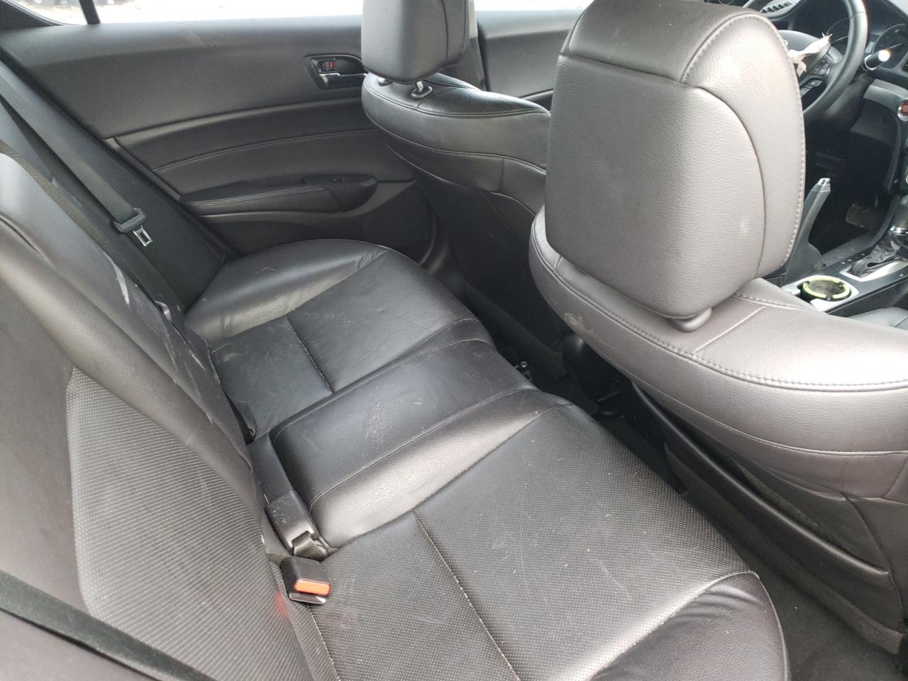Photo 6 from auction – 2016 ACURA ILX PREMIU with VIN 19UDE2F75GA007440