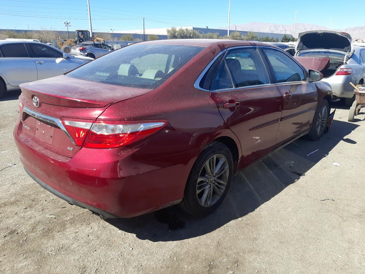 Photo 4 from auction – 2017 TOYOTA CAMRY LE with VIN 4T1BF1FK7HU773196