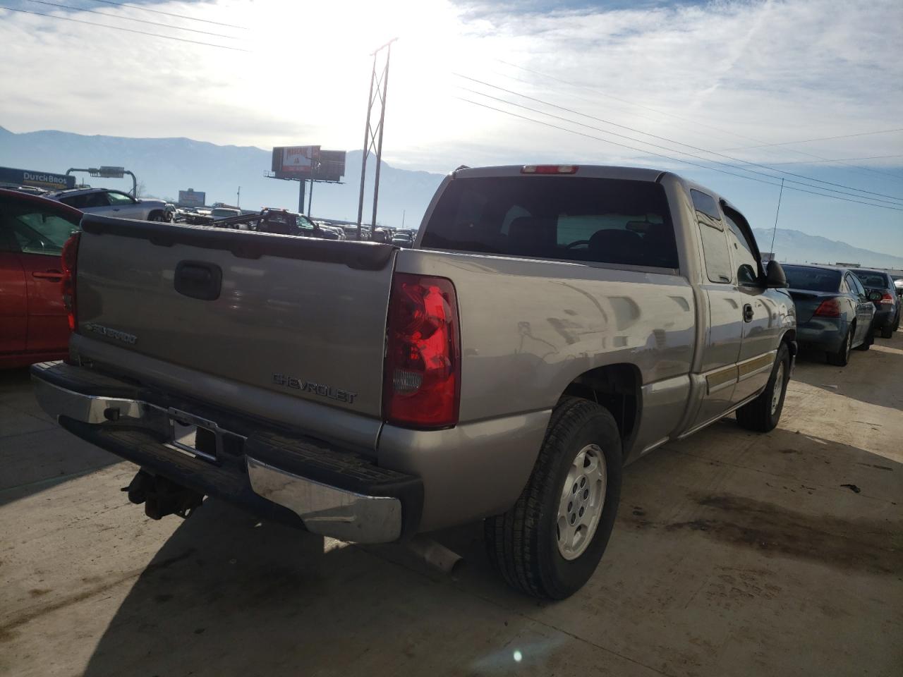 Photo 4 from auction – 2003 CHEVROLET SILVERADO with VIN 2GCEC19T831191644