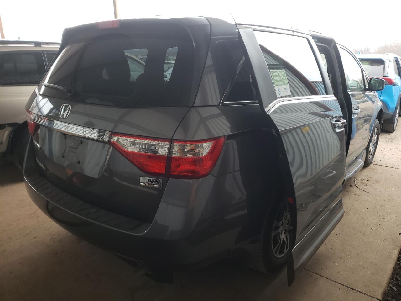 Photo 4 from auction – 2012 HONDA ODYSSEY EX with VIN 5FNRL5H69CB050180