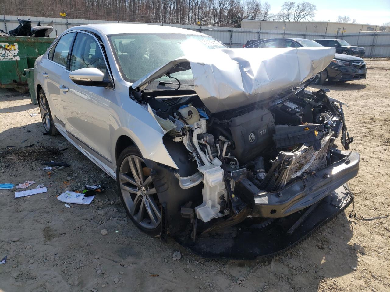 Photo 1 from auction – 2016 VOLKSWAGEN PASSAT with VIN 1VWAT7A3XGC068261