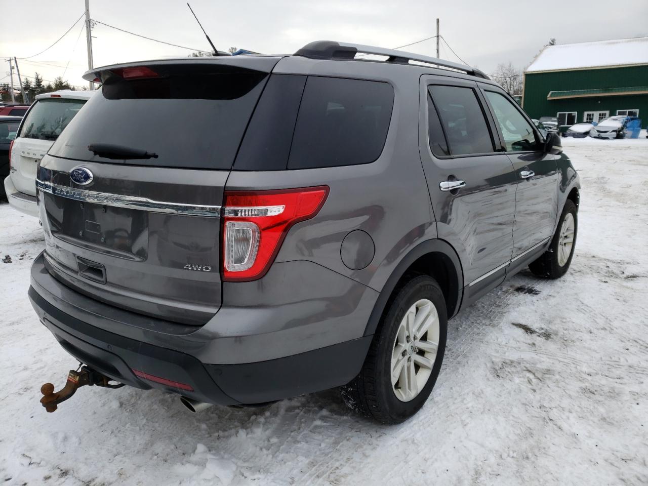 Photo 4 from auction – 2011 FORD EXPLORER X with VIN 1FMHK8D85BGA55190