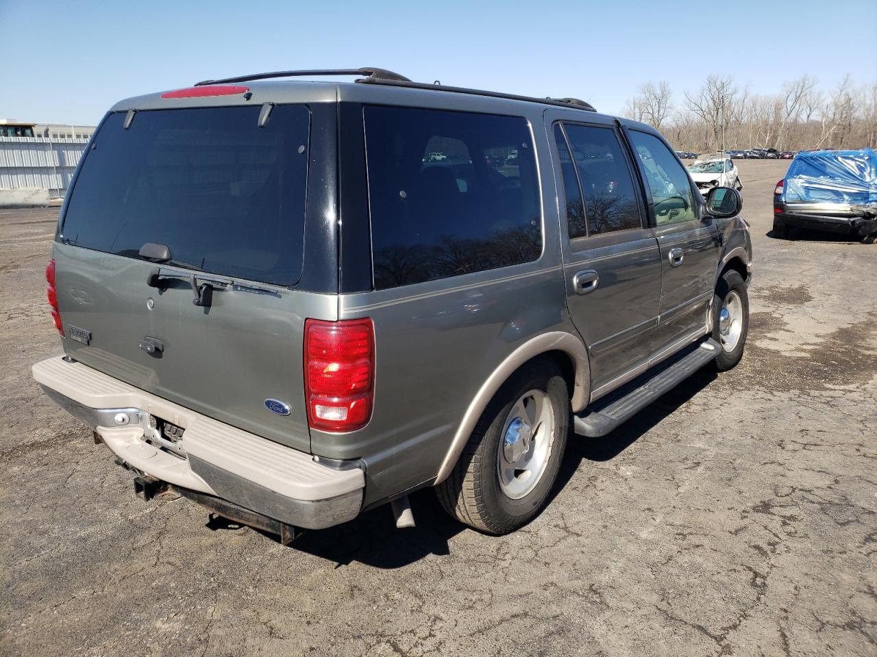 Photo 4 from auction – 1999 FORD EXPEDITION with VIN 1FMPU18L5XLA54275