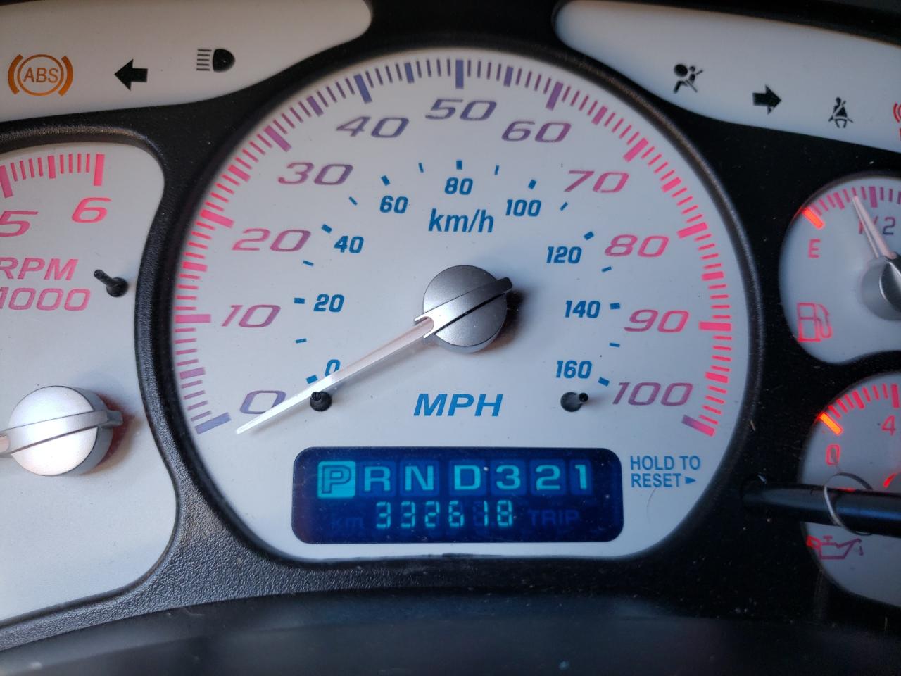 Photo 8 from auction – 2000 CHEVROLET SILVERADO with VIN 2GCEK19T2Y1196140
