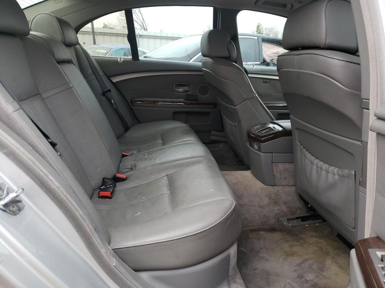 Photo 6 from auction – 2007 BMW 750 with VIN WBAHL83577DT08413