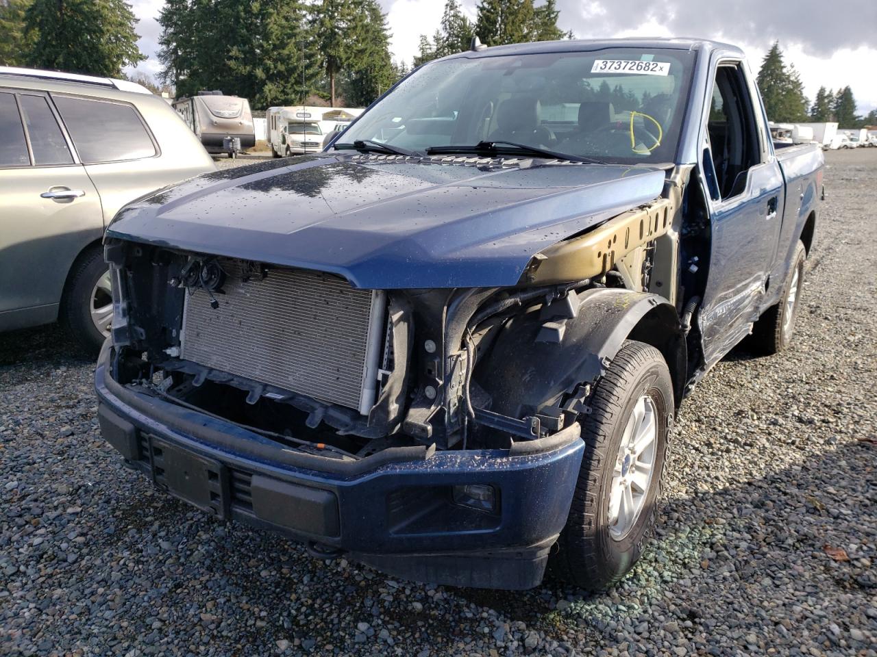 Photo 2 from auction – 2020 FORD F150 with VIN 1FTMF1E52LKE96020