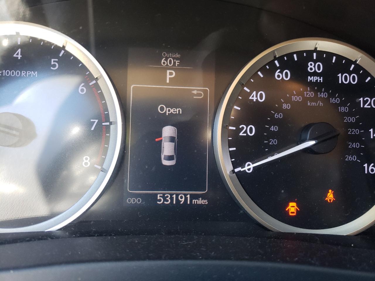 Photo 8 from auction – 2016 LEXUS IS 200T with VIN JTHBA1D23G5004482