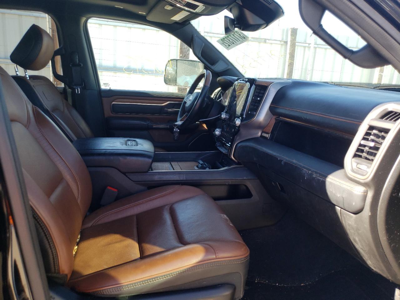 Photo 5 from auction – 2019 RAM 1500 LONGH with VIN 1C6SRFKT6KN610717