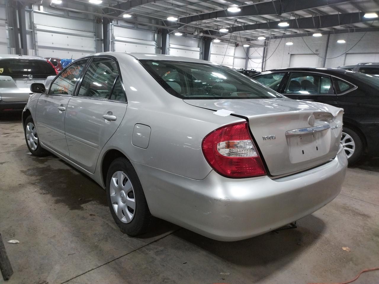 Photo 3 from auction – 2004 TOYOTA CAMRY LE with VIN 4T1BE32K84U905641