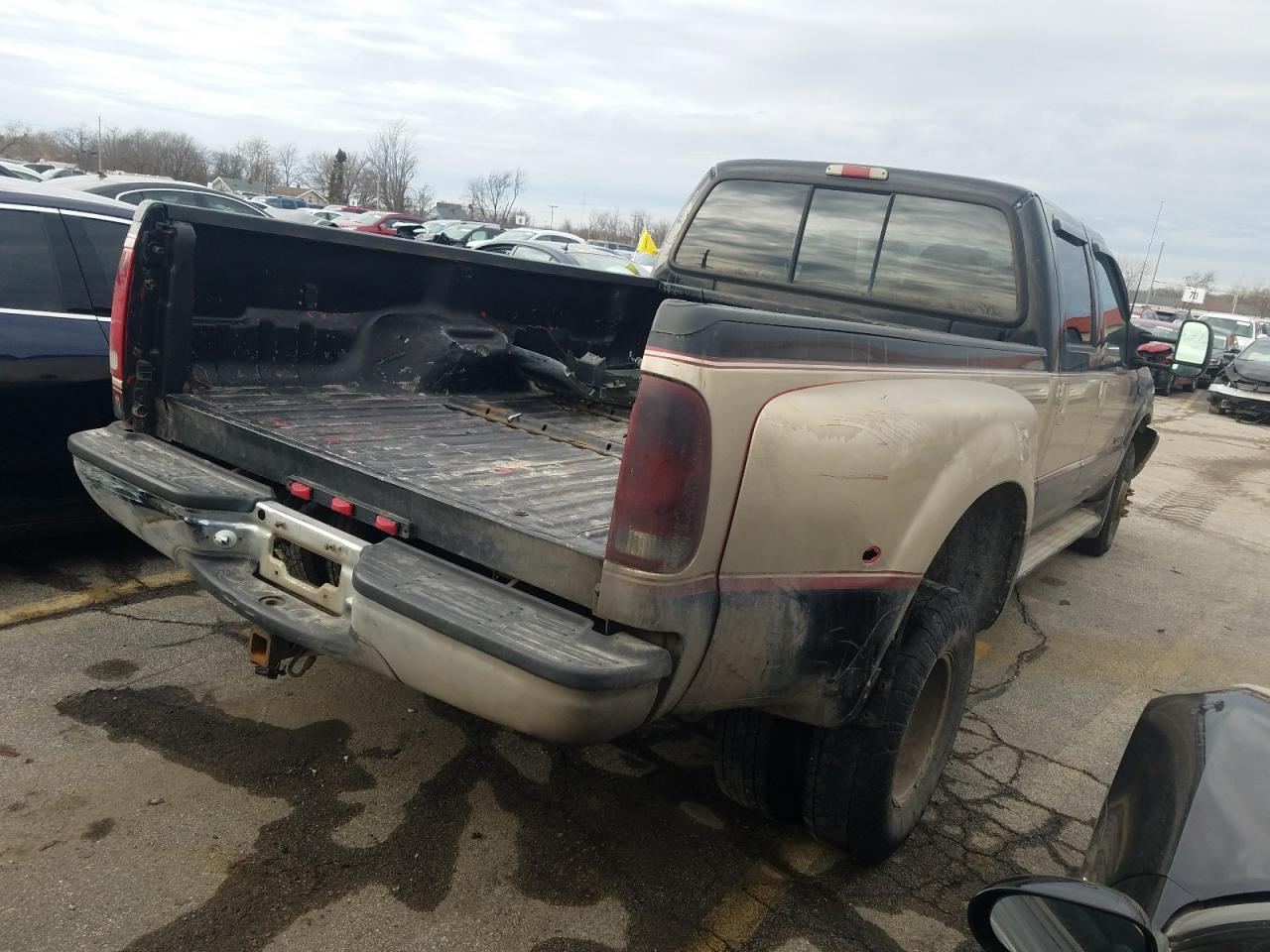 Photo 4 from auction – 2000 FORD F350 SUPER with VIN 1FTWW33F1YEA87920
