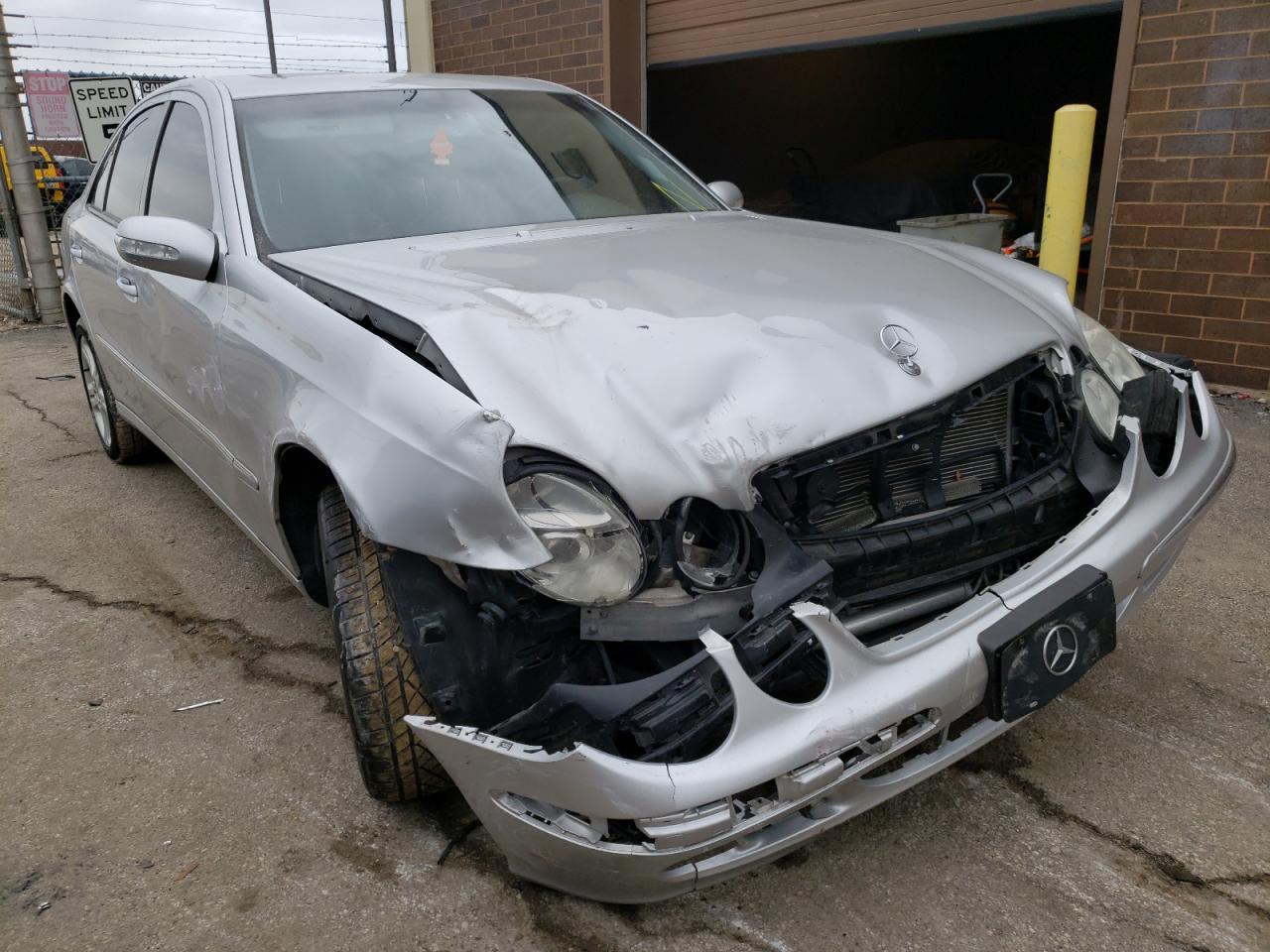 Photo 9 from auction – 2005 MERCEDES-BENZ E500 with VIN WDBUF83J85X166184