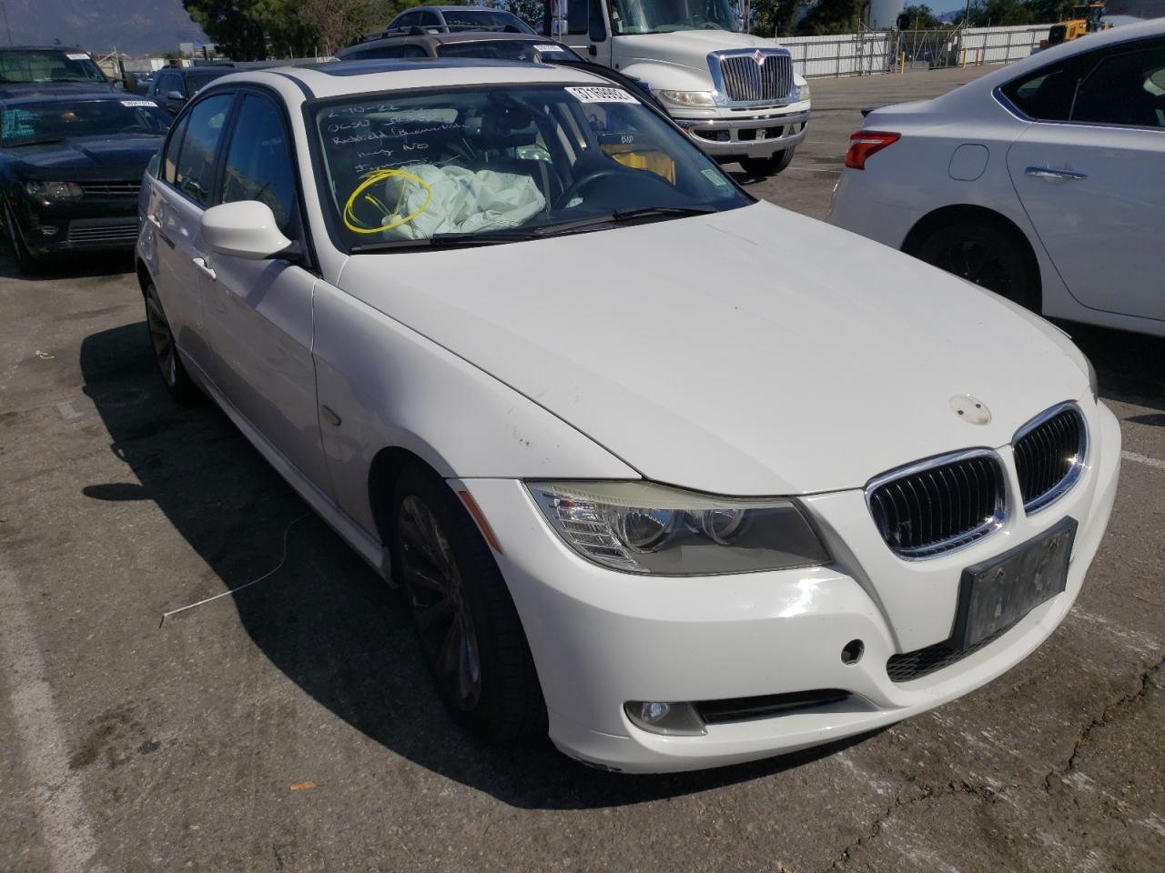 BMW 328I 2011 with VIN WBAPH5G56BNM71322 - Photo from auction