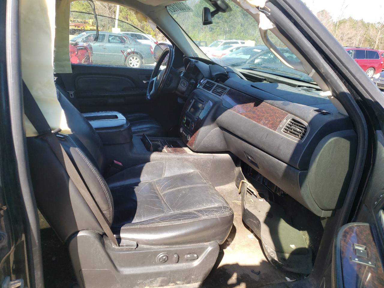 Photo 5 from auction – 2007 GMC YUKON DENA with VIN 1GKFK63847J246700