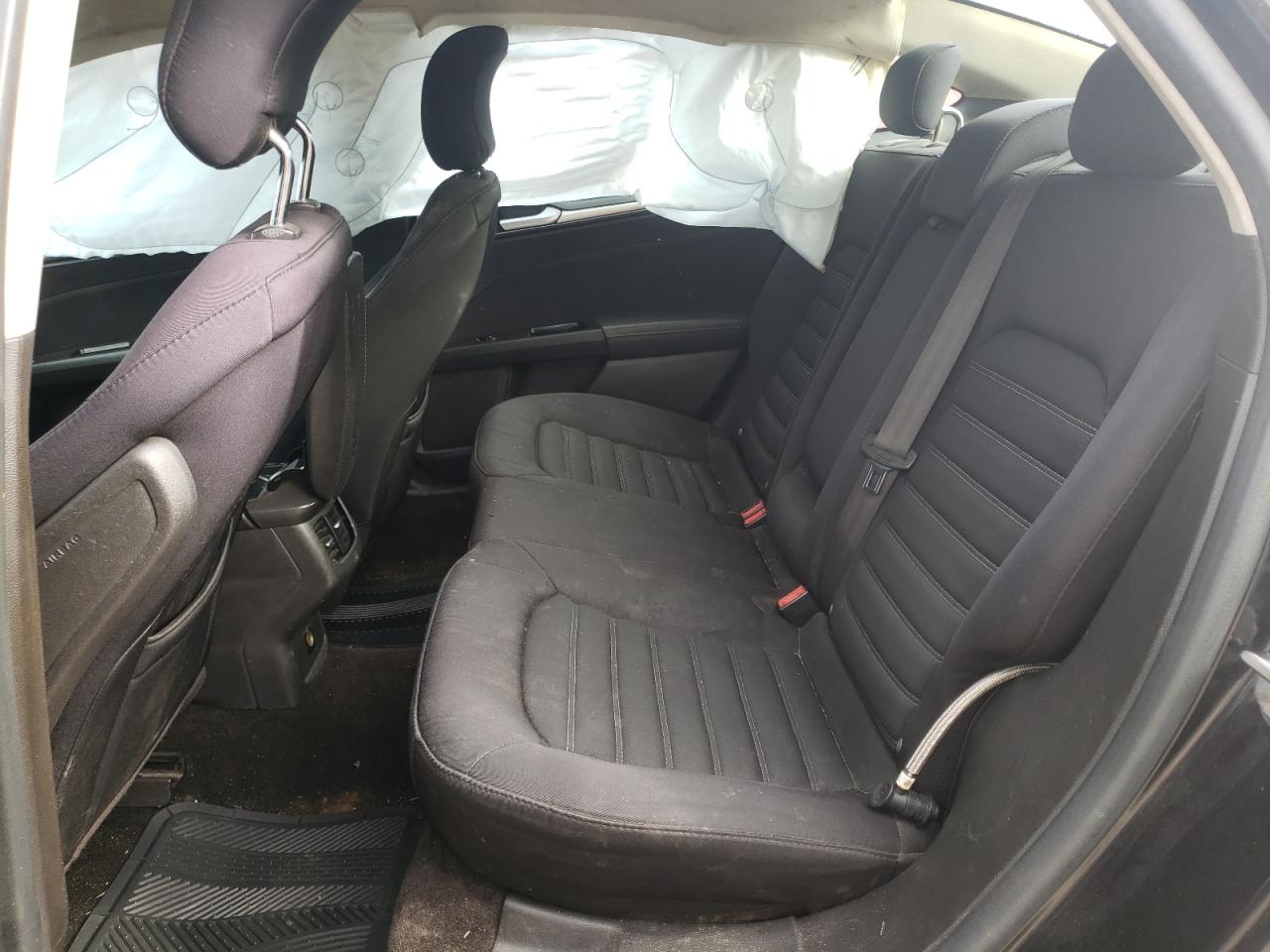 Photo 6 from auction – 2015 FORD FUSION SE with VIN 3FA6P0HD2FR185471